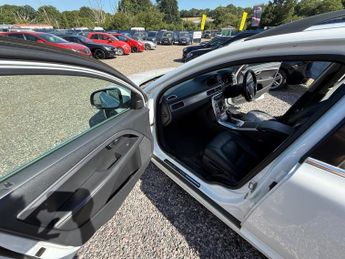 VOLVO V70 2.0 D4 SE Nav Estate 5dr Diesel Geartronic Euro 6 (s/s) (181 ps)