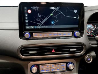 HYUNDAI KONA 39kWh Premium SUV 5dr Electric Auto (10.5kW Charger) (136 ps)
