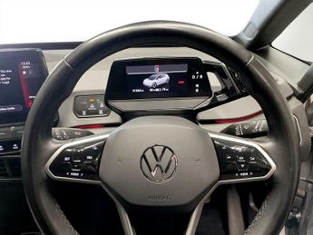VOLKSWAGEN ID.3 Pro Performance 58kWh Life Hatchback 5dr Electric Auto (204 ps)