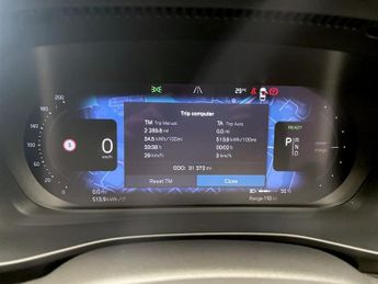 VOLVO C40 Recharge 69kWh Plus SUV 5dr Electric Auto (231 ps)