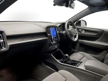 VOLVO C40 Recharge 69kWh Plus SUV 5dr Electric Auto (231 ps)