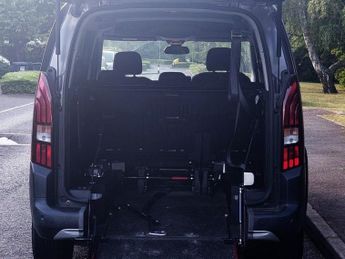 PEUGEOT RIFTER 1.2 PureTech Allure Premium Long MPV 5dr Petrol EAT Euro 6 (s/s)