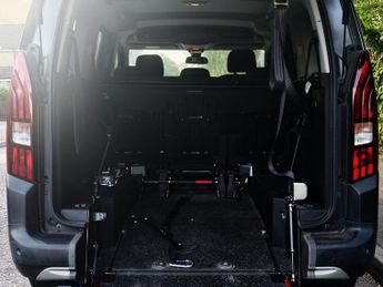 PEUGEOT RIFTER 1.2 PureTech Allure Premium Long MPV 5dr Petrol EAT Euro 6 (s/s)