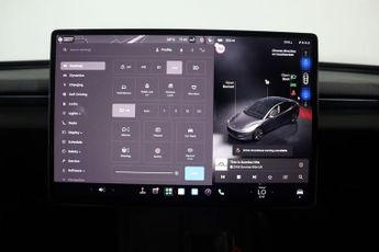 TESLA Model 3 Long Range Auto RWD 4dr