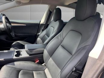 TESLA Model 3 Saloon 4dr Electric Auto RWD (241 bhp)