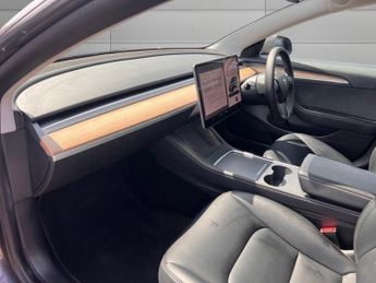TESLA Model 3 Saloon 4dr Electric Auto RWD (241 bhp)
