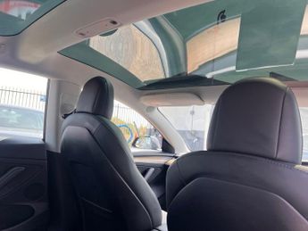 TESLA Model 3 Saloon 4dr Electric Auto RWD (241 bhp)