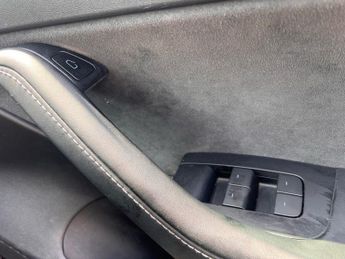 TESLA Model 3 Saloon 4dr Electric Auto RWD (241 bhp)