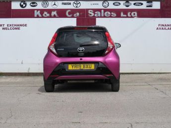 TOYOTA AYGO 1.0 VVT-i x-cite Hatchback 5dr Petrol x-shift Euro 6 (Safety Sen