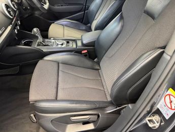 AUDI A3 1.5 TFSI CoD 35 Black Edition Sportback 5dr Petrol S Tronic Euro