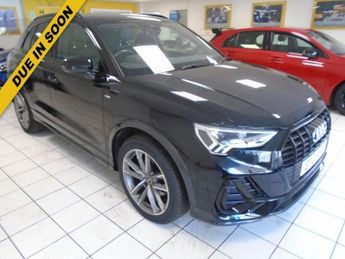 Audi Q3 1.5 TFSI CoD 35 Black Edition SUV 5dr Petrol S Tronic Euro 6 (s/