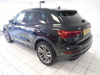AUDI Q3 1.5 TFSI CoD 35 Black Edition SUV 5dr Petrol S Tronic Euro 6 (s/