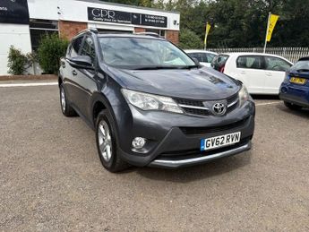 Toyota RAV4 2.0 D-4D Invincible SUV 5dr Diesel Manual 2WD Euro 5 (s/s) (124 