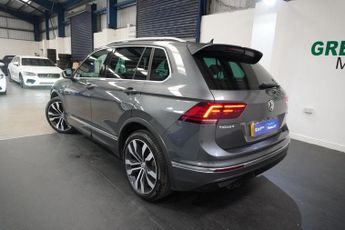 VOLKSWAGEN TIGUAN 2.0 TDI R-Line SUV 5dr Diesel DSG 4Motion Euro 6 (s/s) (190 ps)