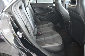 MERCEDES-BENZ CLA 2.1 CLA220d Sport Coupe 4dr Diesel 7G-DCT Euro 6 (s/s) (177 ps)