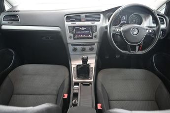 VOLKSWAGEN GOLF 1.6 TDI BlueMotion Tech SE Hatchback 5dr Diesel Manual Euro 5 (s