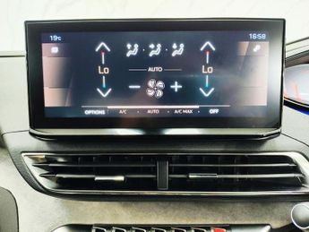 PEUGEOT 3008 1.2 PureTech GT SUV 5dr Petrol EAT Euro 6 (s/s) (130 ps)