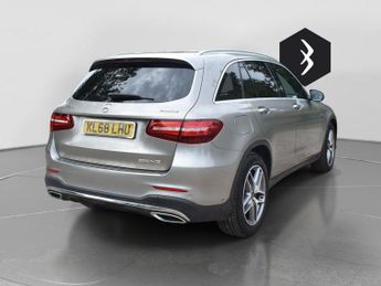 MERCEDES-BENZ GLC 2.1 GLC220d AMG Line (Premium Plus) SUV 5dr Diesel G-Tronic+ 4MA