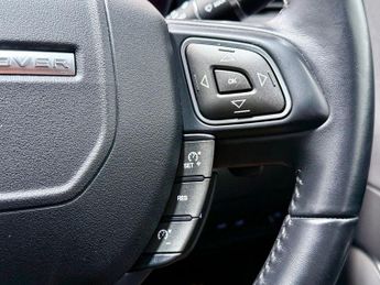 LAND ROVER RANGE ROVER EVOQUE 2.0 TD4 SE Tech SUV 5dr Diesel Auto 4WD Euro 6 (s/s) (180 ps)