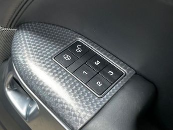 LAND ROVER RANGE ROVER SPORT 3.0 SD V6 HSE Dynamic SUV 5dr Diesel Auto 4WD Euro 6 (s/s) (306 