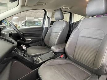 FORD KUGA 2.0 TDCi EcoBlue Titanium Edition SUV 5dr Diesel Powershift Euro
