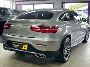 MERCEDES-BENZ GLC COUPE 2.0 GLC250 AMG Line (Premium) Coupe 5dr Petrol G-Tronic+ 4MATIC 
