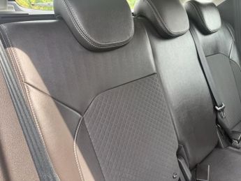 FORD ECOSPORT 1.5 Titanium SUV 5dr Petrol Powershift 2WD Euro 5 (112 ps)