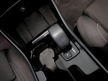 VOLVO C40 Recharge 69kWh Core SUV 5dr Electric Auto (231 ps)