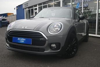 MINI CLUBMAN 1.5 Cooper (Black Pack) Estate 6dr Petrol Auto Euro 6 (s/s) (136
