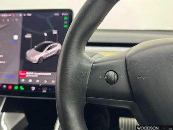 TESLA Model 3 (Dual Motor) Performance Saloon 4dr Electric Auto 4WDE (Performa
