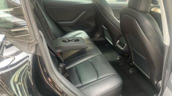 TESLA Model 3 Standard Range Plus Saloon 4dr Electric Auto RWD (241 bhp)