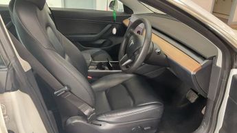 TESLA Model 3 Standard Range Plus Saloon 4dr Electric Auto RWD (241 bhp)