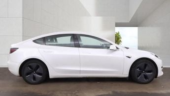 TESLA Model 3 Standard Range Plus Saloon 4dr Electric Auto RWD (241 bhp)