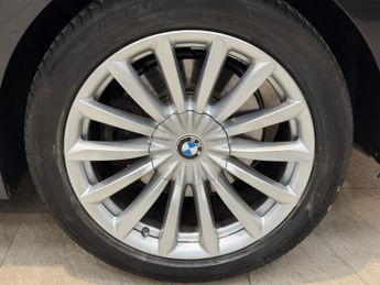 BMW 6 SERIES GRAN TURISMO 3.0 640i SE GT 5dr Petrol Auto xDrive Euro 6 (s/s) (340 ps)