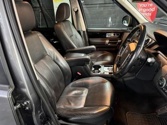 LAND ROVER DISCOVERY 4 3.0 SD V6 HSE SUV 5dr Diesel Auto 4WD Euro 5 (s/s) (255 bhp)