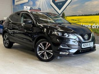 Nissan Qashqai 1.3 DIG-T N-Connecta SUV 5 Door Petrol Manual Black Euro 6 