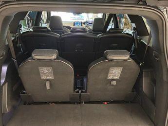 PEUGEOT 5008 1.5 BlueHDi GT Line Premium SUV 5 Door Diesel Automatic Green EA