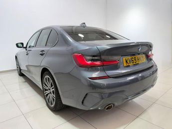 BMW 3 SERIES 2.0 330e 12kWh M Sport Saloon 4dr Petrol Plug-in Hybrid Auto Eur