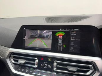 BMW 3 SERIES 2.0 330e 12kWh M Sport Saloon 4dr Petrol Plug-in Hybrid Auto Eur