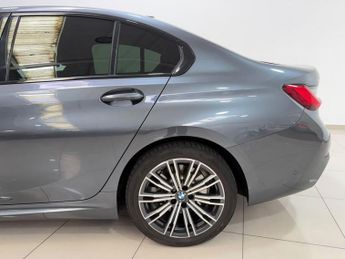BMW 3 SERIES 2.0 330e 12kWh M Sport Saloon 4dr Petrol Plug-in Hybrid Auto Eur