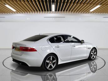 JAGUAR XE 2.0i GPF R-Sport Saloon 4dr Petrol Auto Euro 6 (s/s) (200 ps)