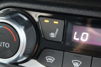 NISSAN JUKE 1.0 DIG-T Tekna SUV 5dr Petrol DCT Auto Euro 6 (s/s) (114 ps)