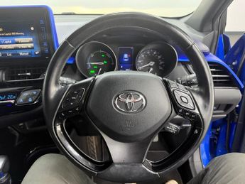 TOYOTA C-HR 1.8 VVT-h Dynamic SUV 5dr Petrol Hybrid CVT Euro 6 (s/s) (122 ps