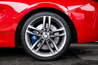 BMW 2 SERIES 2.0 220i M Sport Coupe 2dr Petrol Auto Euro 6 (s/s) (184 ps)