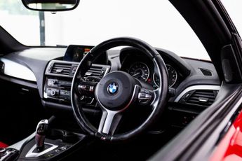 BMW 2 SERIES 2.0 220i M Sport Coupe 2dr Petrol Auto Euro 6 (s/s) (184 ps)