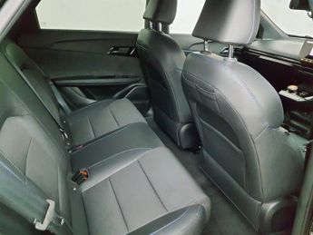 MG MG 4 64kWh Trophy Long Range Hatchback 5dr Electric Auto (203 ps)