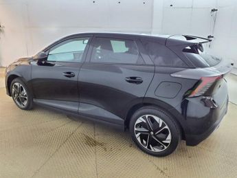 MG MG 4 64kWh Trophy Long Range Hatchback 5dr Electric Auto (203 ps)