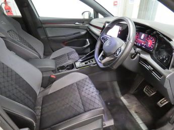 VOLKSWAGEN GOLF 1.5 eTSI MHEV R-Line Hatchback 5dr Petrol Hybrid DSG Euro 6 (s/s