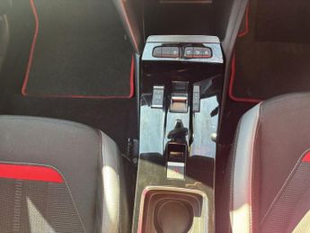VAUXHALL MOKKA ELECTRIC 50kWh GS SUV 5dr Electric Auto (136 ps)