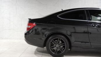 MERCEDES-BENZ C-CLASS 2.1 C220 CDI BlueEfficiency Executive SE Coupe 2dr Diesel G-Tron